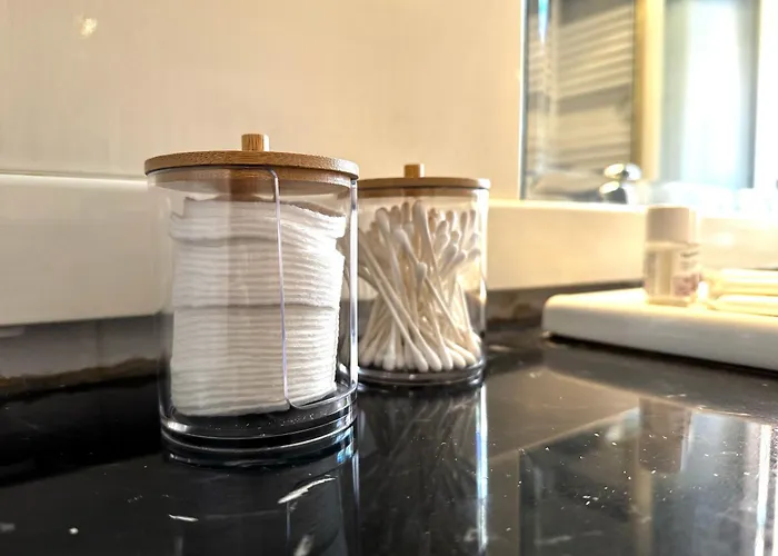 St Peter's Alley * Roma